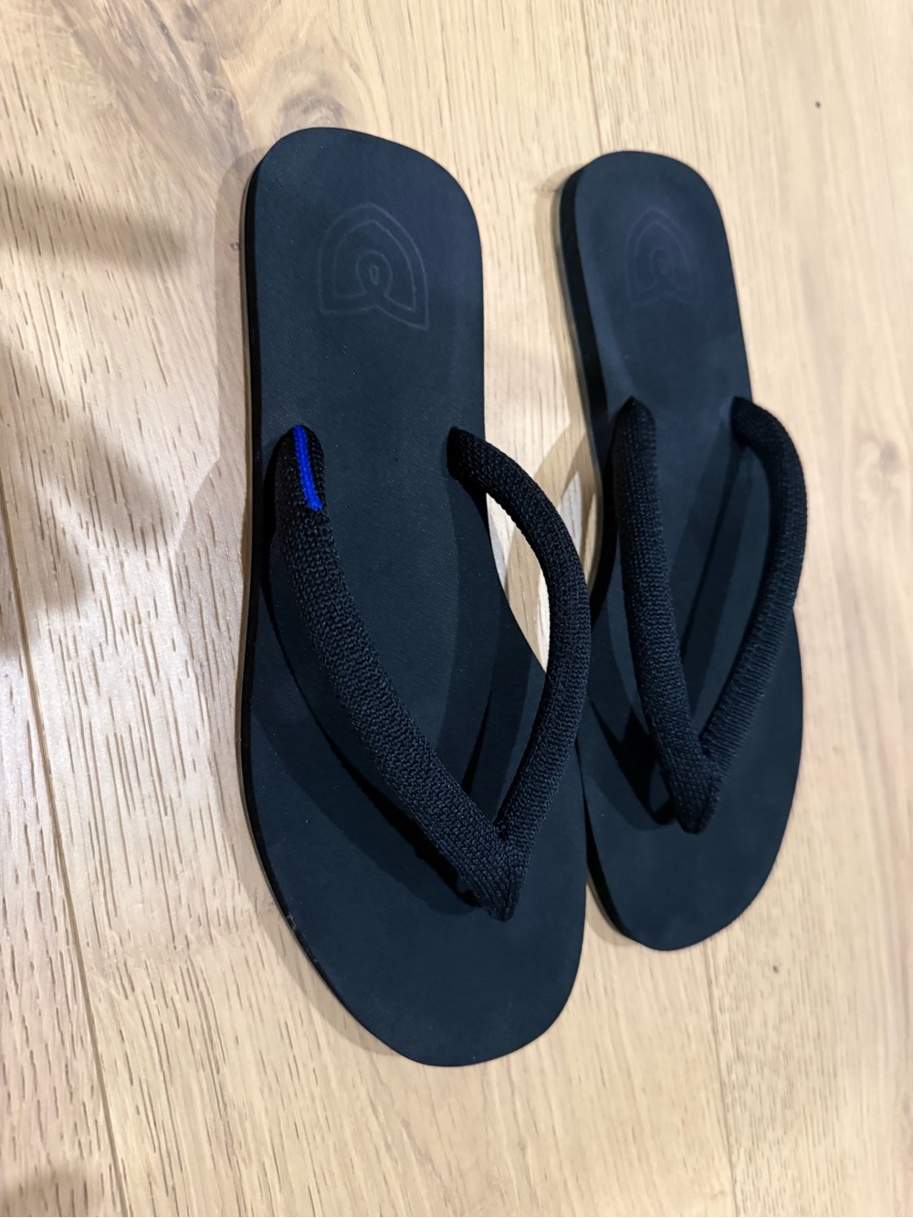 Rothy’s Black Knit Flip Flops Sandals Women’s Size 7 Machine Washable